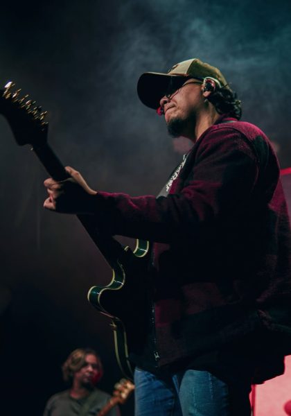 -guitar-guitarplayer-aslanguitars-worshipguitar-guitarist-worshippedalboard-pedalboar-1.jpg